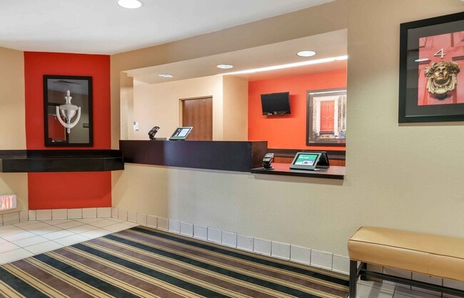 Building Photo - Furnished Studio-Detroit - Sterling Heights
