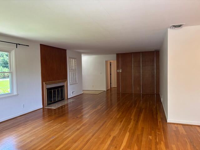 Foto del edificio - 580 Riverview Dr