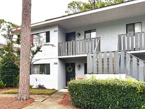 Building Photo - 4535 Holly Tree Rd