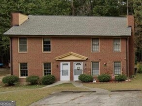Building Photo - 5677 Heron Ct