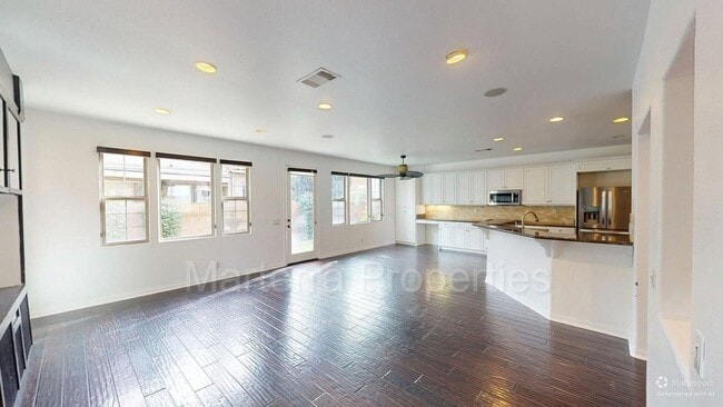 Foto del edificio - Beautiful Home in Eastside Coast Mesa