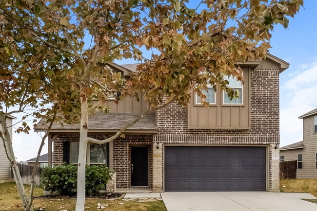 Building Photo - 640 Community Dr