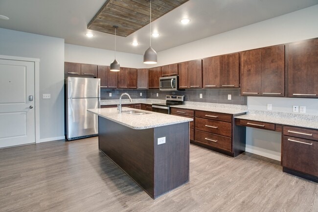 Building Photo - Mezzo Apartments