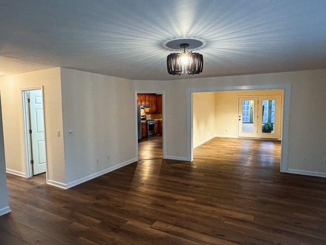 Foto del edificio - 1358 Ball Ground Rd