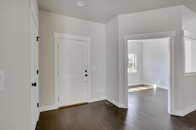 Foto del edificio - 3926 Precision Dr