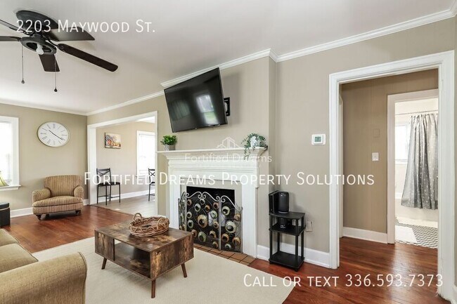 Foto del edificio - 2203 Maywood St
