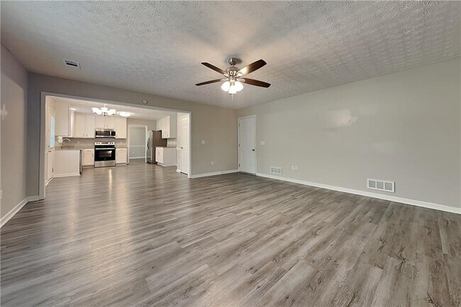 Building Photo - 1210 Webb Farm Ln