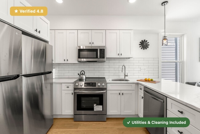 Foto del edificio - Furnished Private Bedroom with Private Bath in East Boston!