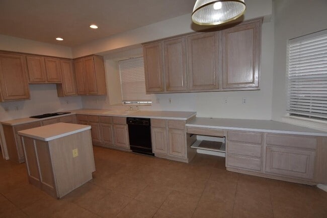 Building Photo - 19202 Cypress Estates Ct