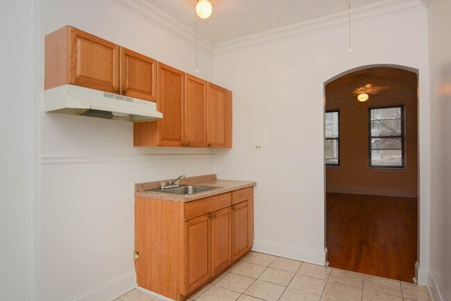 Foto del edificio - 2737 N Spaulding Ave