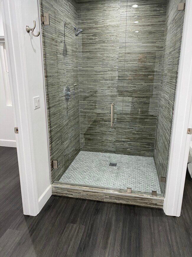 Shower In Bathroom - 5754 Troost Ave