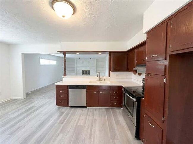 Foto del edificio - 14600 E 33rd St S