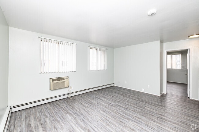 2 habitaciones, 1 baño - 1000 pies cuadrados - Sala de estar - Johnson Legacy West