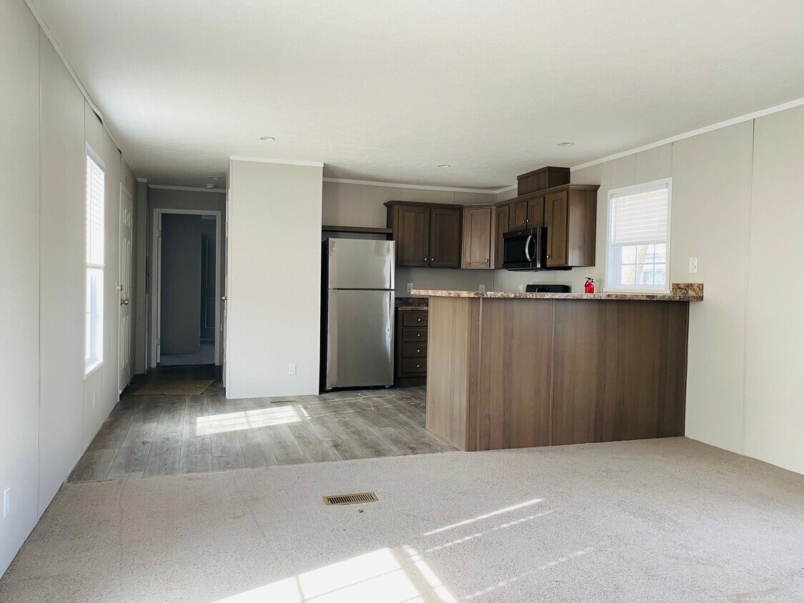 3526 Wayside Terrace, Lansing, MI 48917 House Rental in Lansing, MI