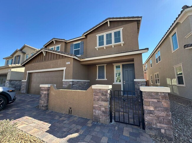 Foto del edificio - Beautiful BRAND NEW house
