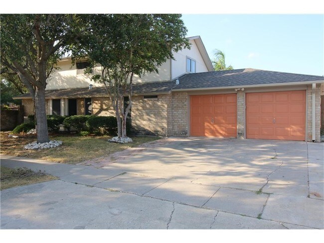 Building Photo - 2450 Scotch Moss Dr