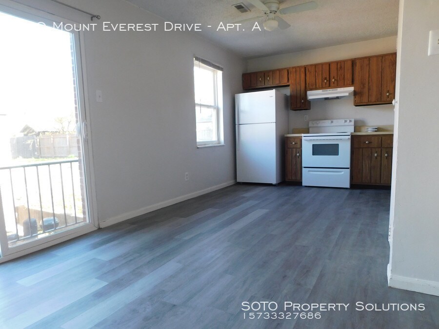 289 Mt Everest Dr Unit Apt. A, Fenton, MO 63026 Apartment for Rent in