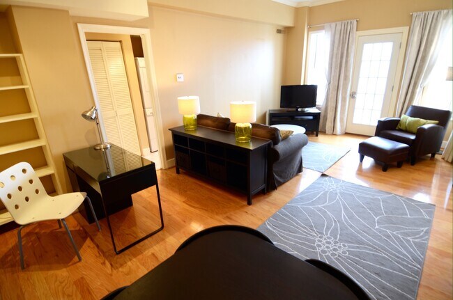 Main living area - 2127 California St NW