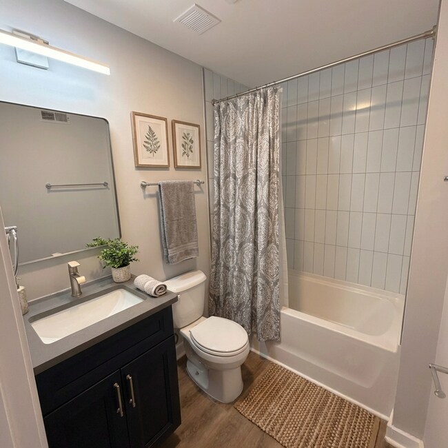 Foto del edificio - 3009 Pennsylvania Ave