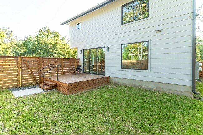 Foto del edificio - TX-AUS-113DEN