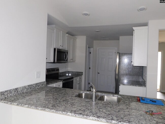 Building Photo - 228 Sundew Rd