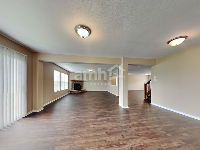 Building Photo - 10522 McClain Drive