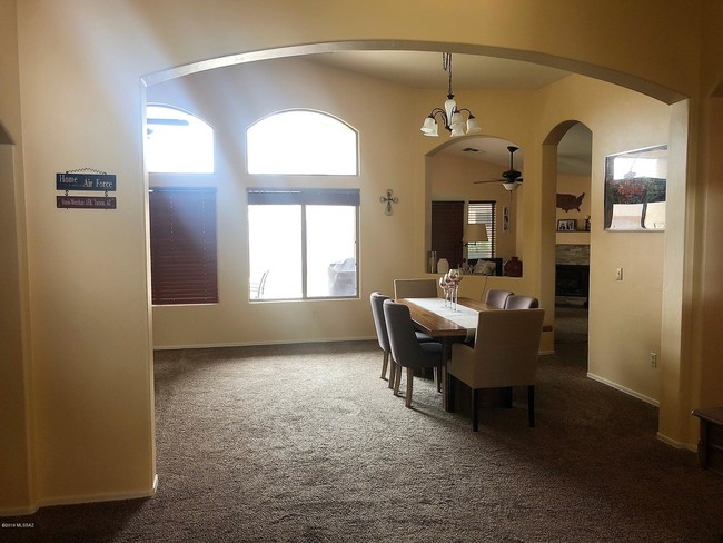 Foto del edificio - 12953 E Douglas Camp Spring Dr