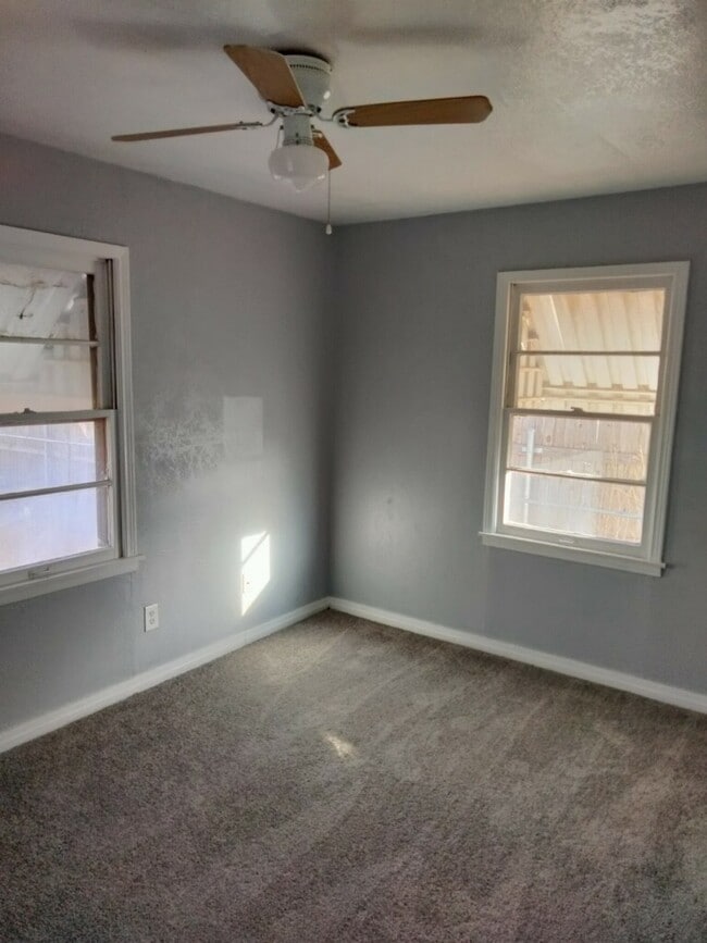 Foto del edificio - 1019 Ricks St