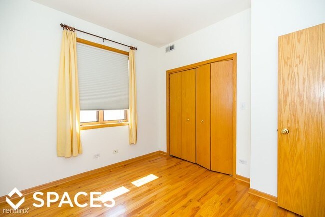 Foto del edificio - 1445 N Wieland St