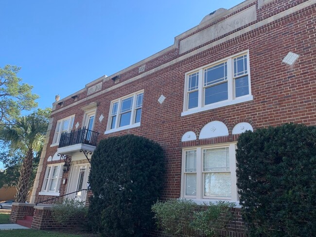 Building Photo - 1506 Stockton St
