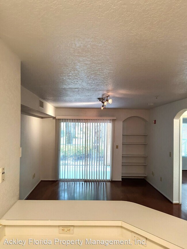 Foto del edificio - 1 br, 1 bath House - 826 Camargo Way #105 ...