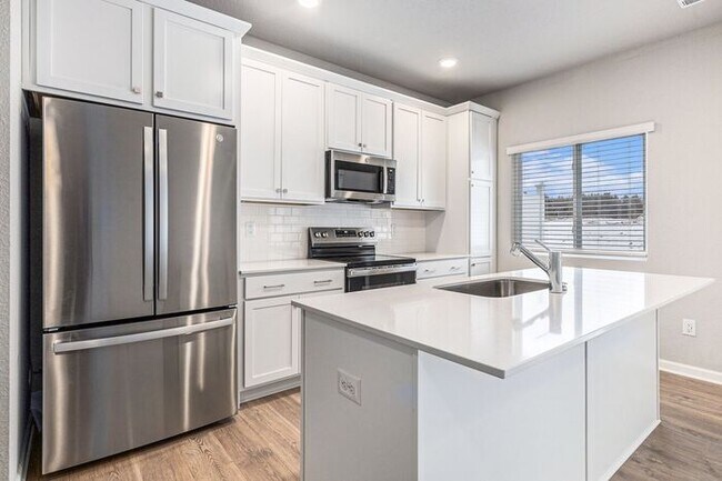 Foto del edificio - 1310 Timber Hollow Ct