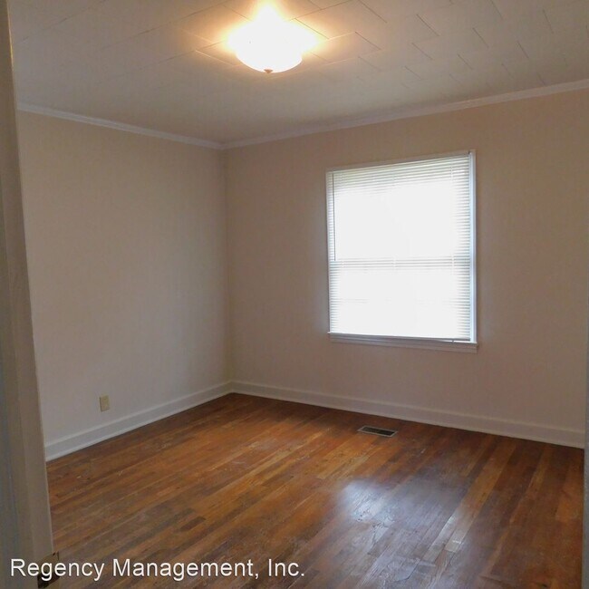 Building Photo - 3 br, 1.5 bath House - 205 Martin Street