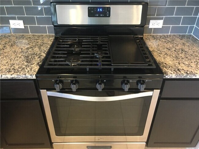 Foto del edificio - -NEW INCENTIVE- (SEE LISTING)Great 3 Bedroom home in Blanco Vista! Pets Welcome. 2016 Build