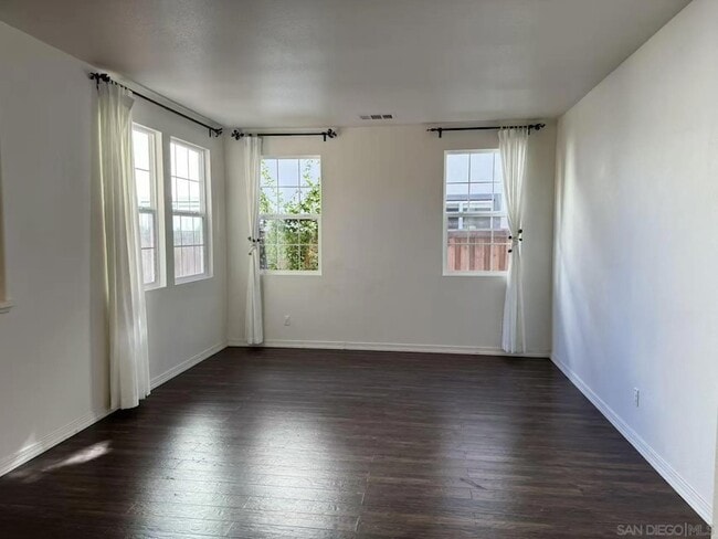 Foto del edificio - 1078 Augusta Cir