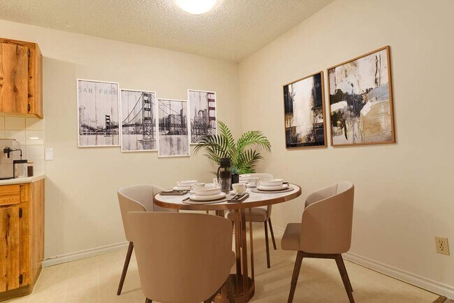 Photo du bâtiment - Highwood Apartments