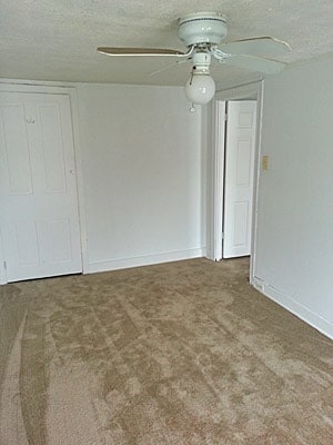 Building Photo - 460 Krams Ave