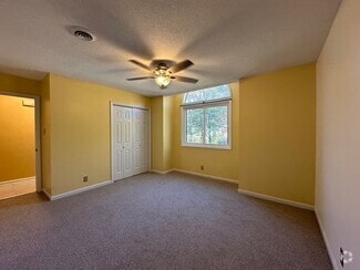 Building Photo - 1590 Springpoint Rd