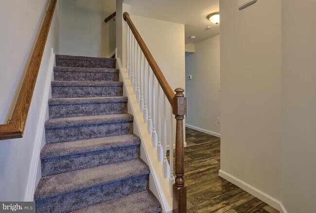 Building Photo - 78 Cortland Crossing