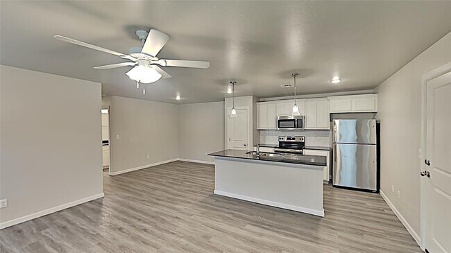 Foto del edificio - 11200 Burnham Ave