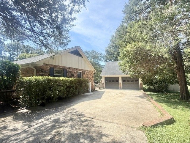 Building Photo - 5603 Tomahawk Trail