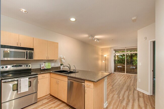 Foto del edificio - 1 Bedroom centrally located in Little Italy!!