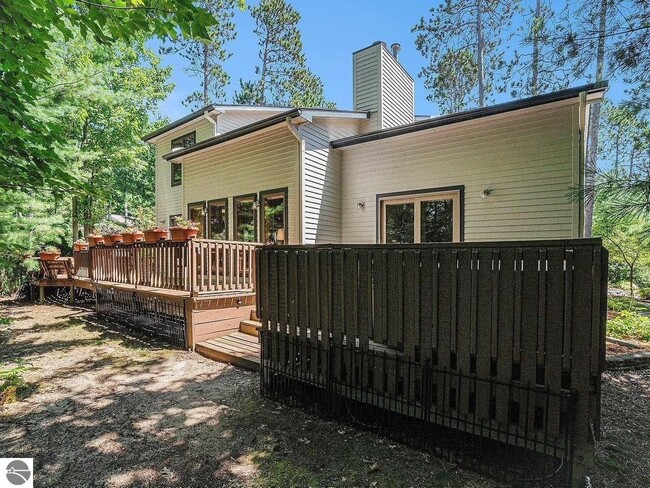 Building Photo - 3005 Wild Juniper Tr