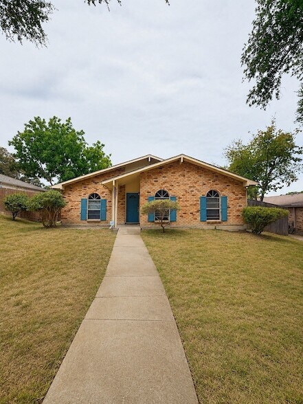 Photo - 2937 Emberwood Drive Unit