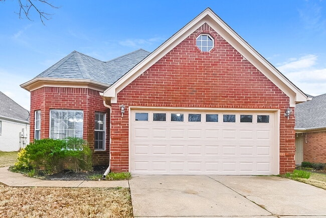 Building Photo - 8752 Cat Tail Dr