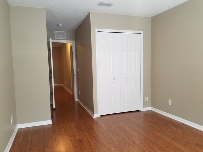 Foto del edificio - 4603 Winding River Way
