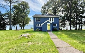 Building Photo - 395 NY-49