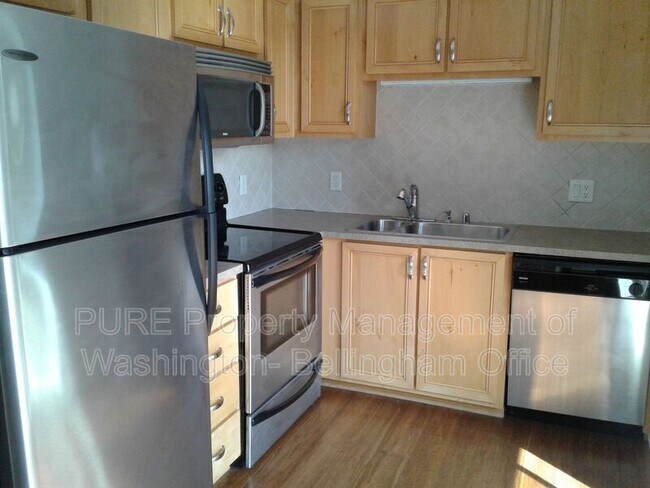 Foto del edificio - 960 Harris Ave