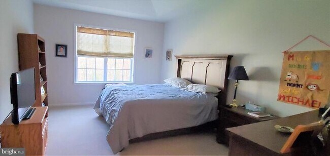 Foto del edificio - 931 Timberlake Dr