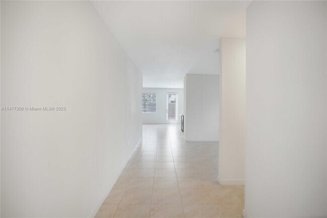 Building Photo - 11822 SW 244 Ln